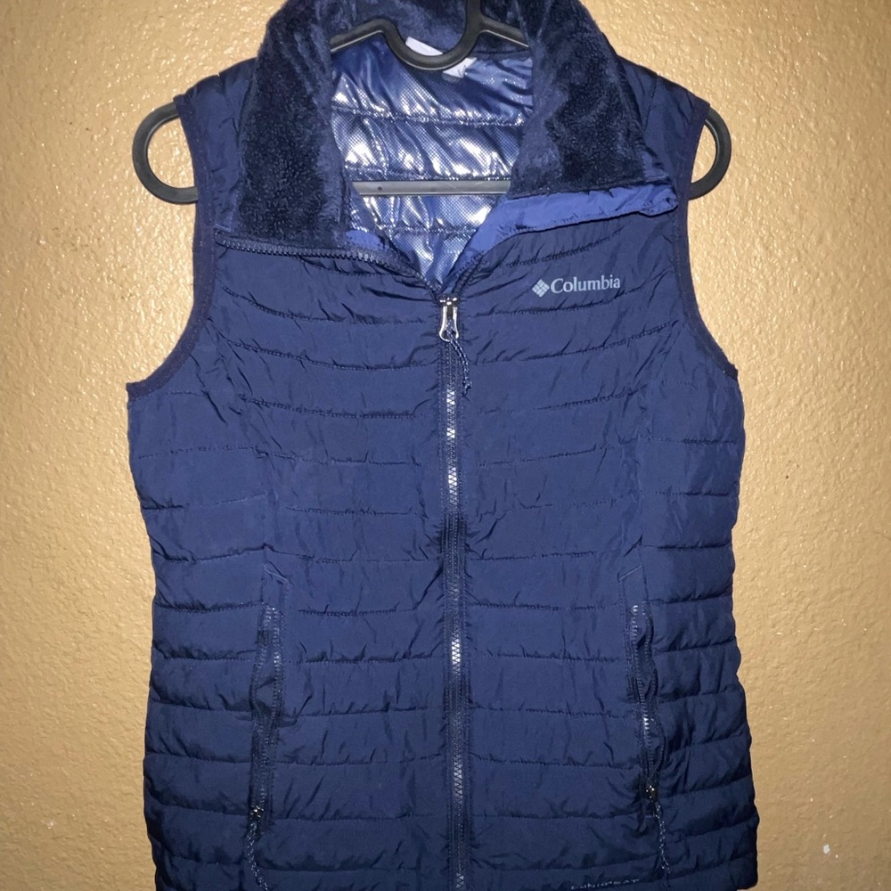 Columbia vest
